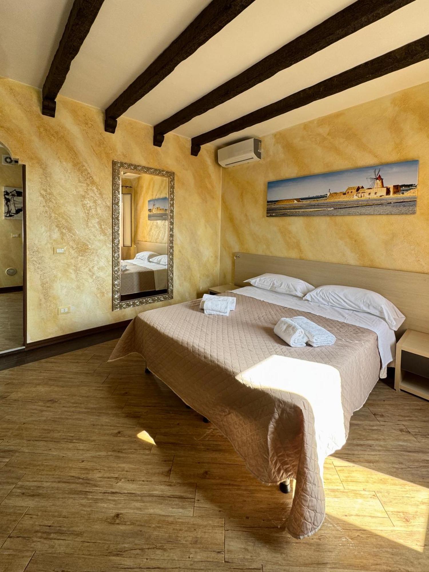Summer Wind Apartments Трапани Екстериор снимка