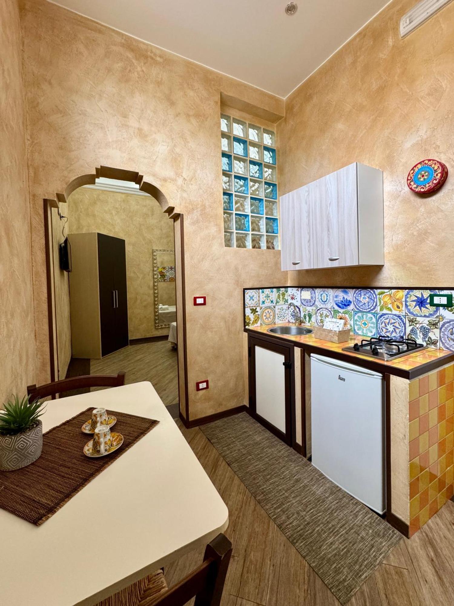 Summer Wind Apartments Трапани Екстериор снимка